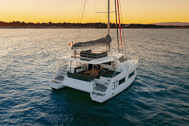 Catamaran à voile Aventura 37